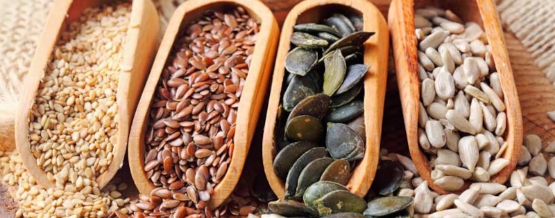 Semi oleosi biologici: i superfood da aggiungere subito alla tua dispensa